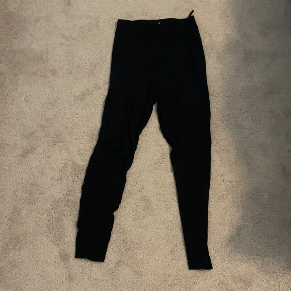 Black leggings